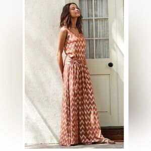 Soft Surroundings Alessandra Gold Metallic Chevron Maxi Dress. Medium.